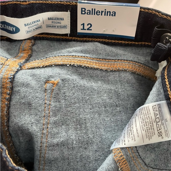 Girls NWT Built-In Warm Jeggings size 12 - Picture 2 of 5